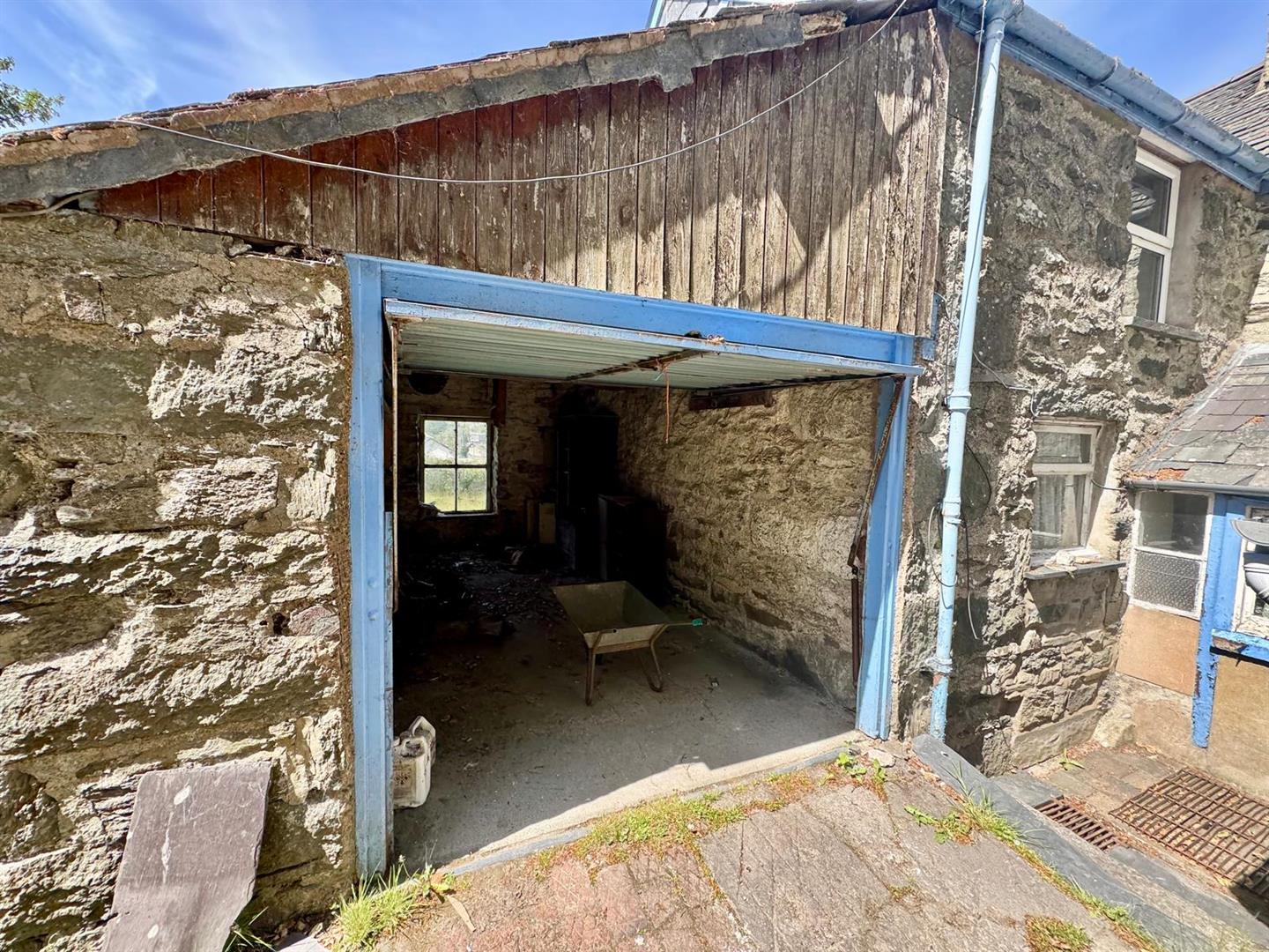 PHOTO-2025-12-08-16-42-39 (19).jpg